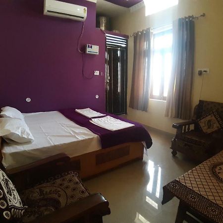 Shree Ram Homestay Orchha Bagian luar foto