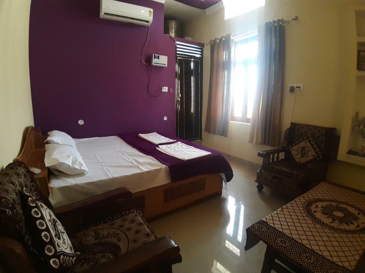 Shree Ram Homestay Orchha Bagian luar foto