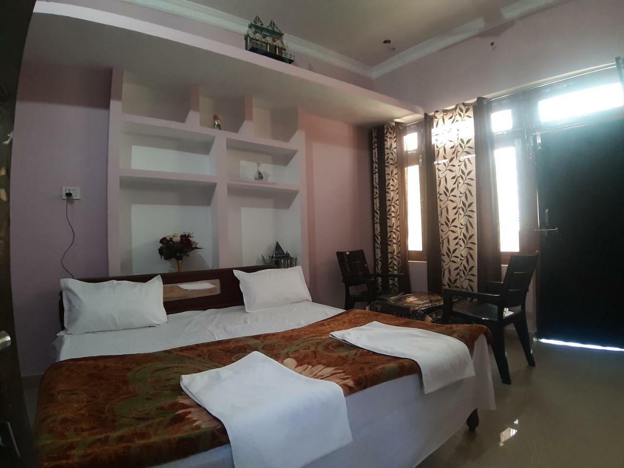 Shree Ram Homestay Orchha Bagian luar foto