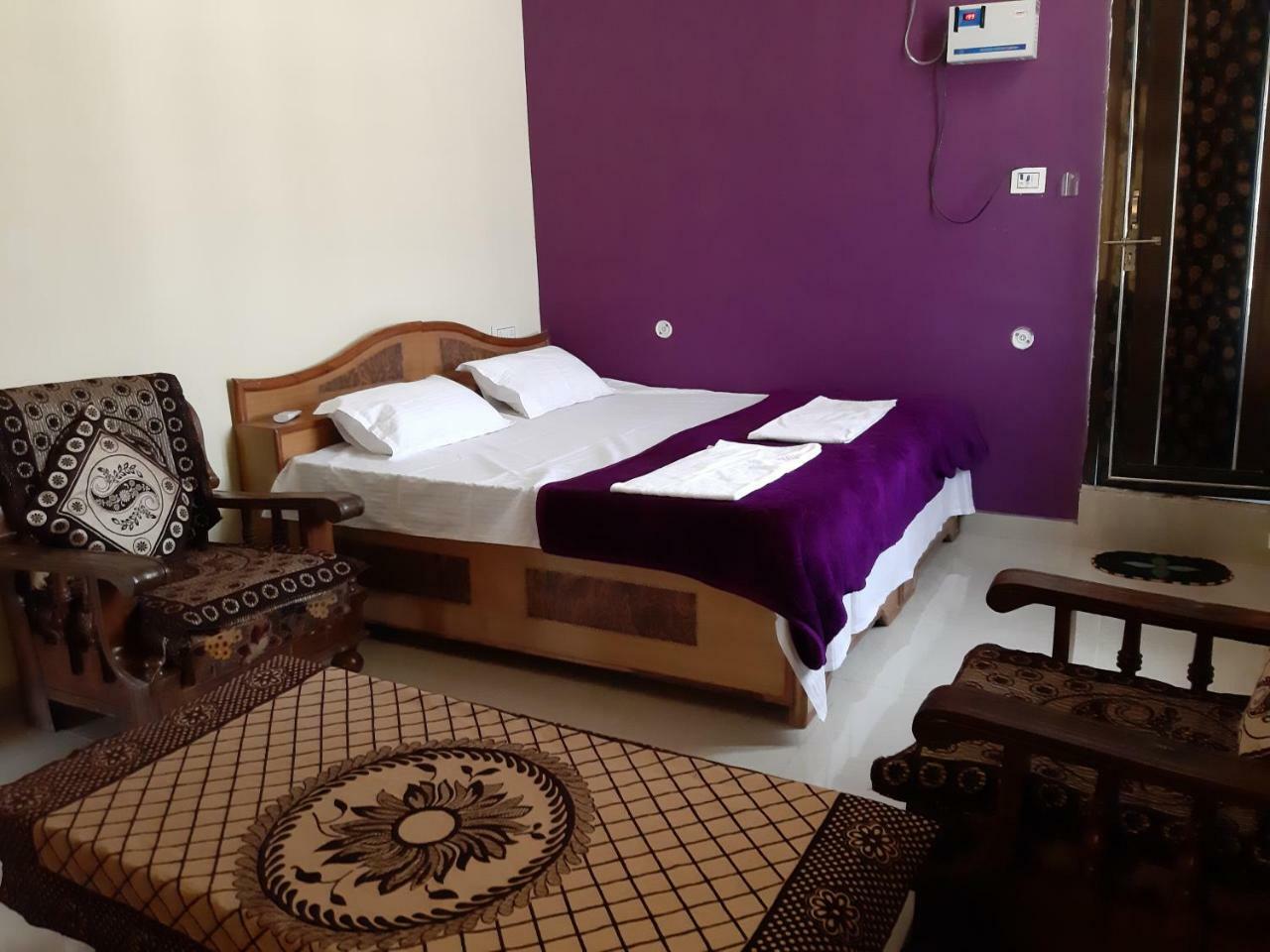 Shree Ram Homestay Orchha Bagian luar foto