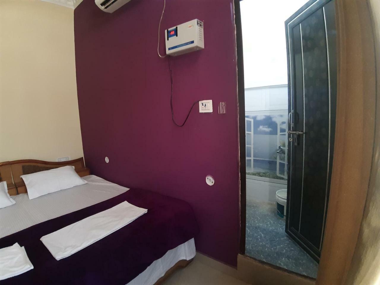 Shree Ram Homestay Orchha Bagian luar foto