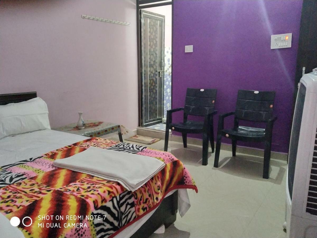 Shree Ram Homestay Orchha Bagian luar foto